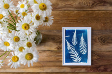 Load image into Gallery viewer, Corporate gifts, mini art kits, cyanotype kit, team bonding, stocking stuffer , mini art kit , Mini cyanotype kit