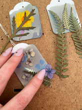 Load image into Gallery viewer, Cyanotype gift tag kit